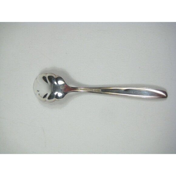 Concept Pattern 1957 Vintage Silver Plate Shell Sugar Spoon Supreme Serving - Picture 3 of 4